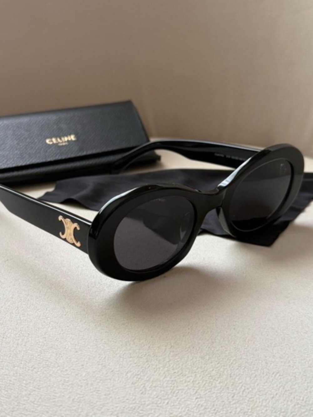 CELINE Women's Triomphe Oval Sunglasses - Black